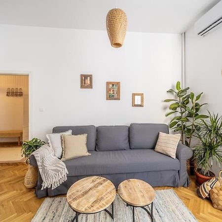 Bohohome 2 Next To The Main Street 소피아 외부 사진